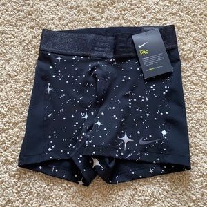 NWT Women’s Nike Pro 3” Short